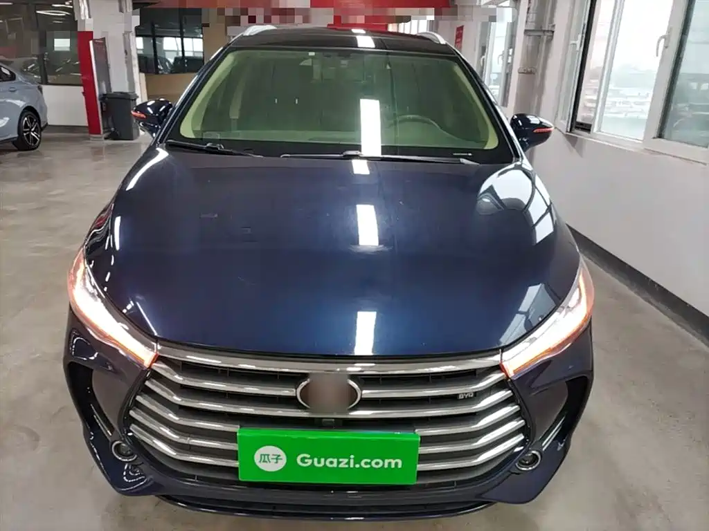 Song MAX 1.5 T Auto Connected Elite 6-seat
