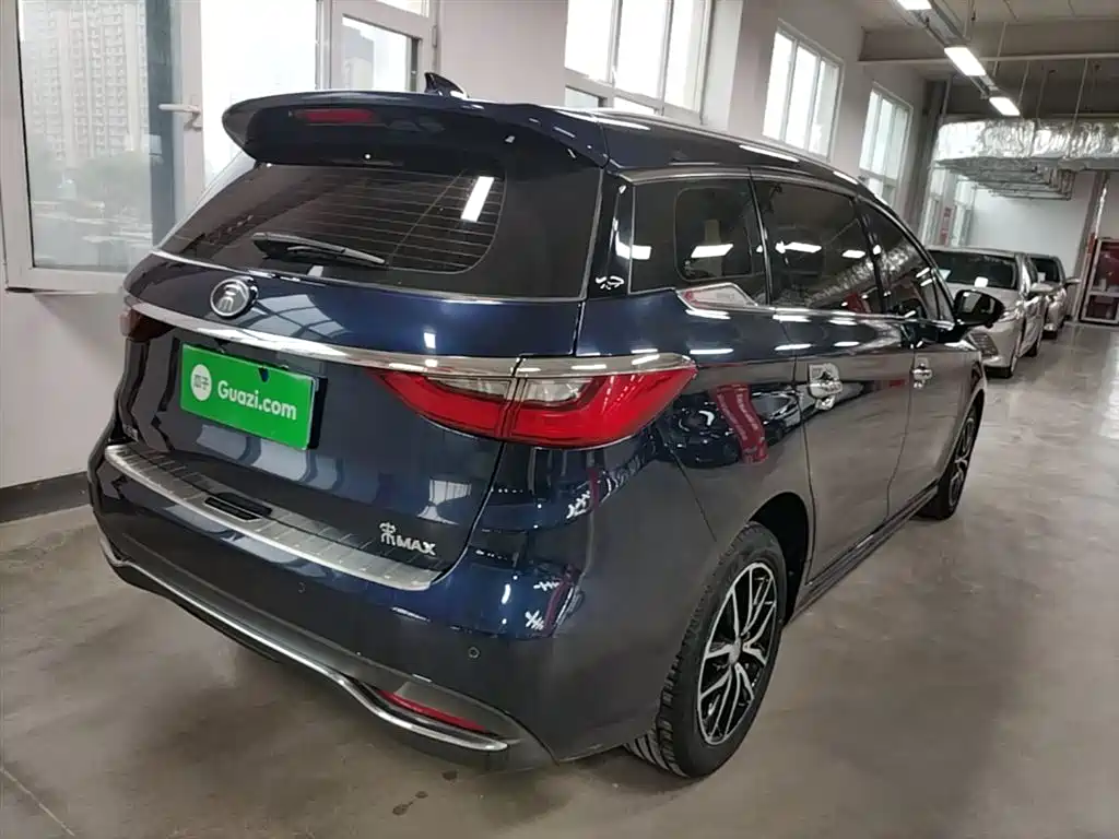 Song MAX 1.5 T Auto Connected Elite 6-seat