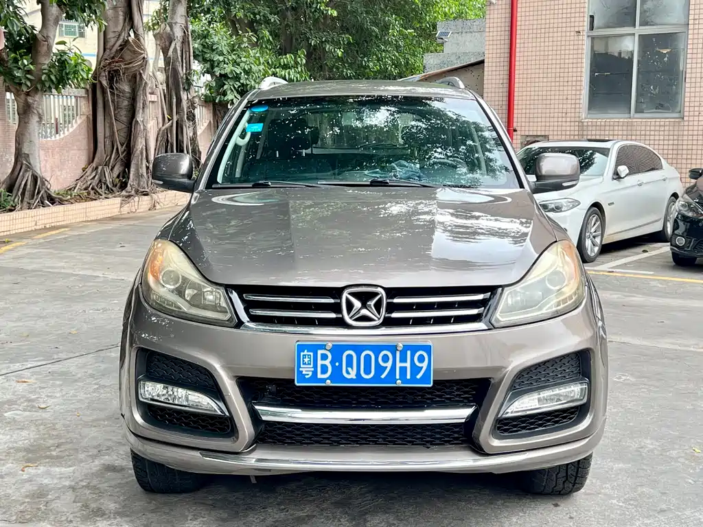 Yusheng S350 2.4 T Auto 4 WD Diesel Super Luxury 5-seat