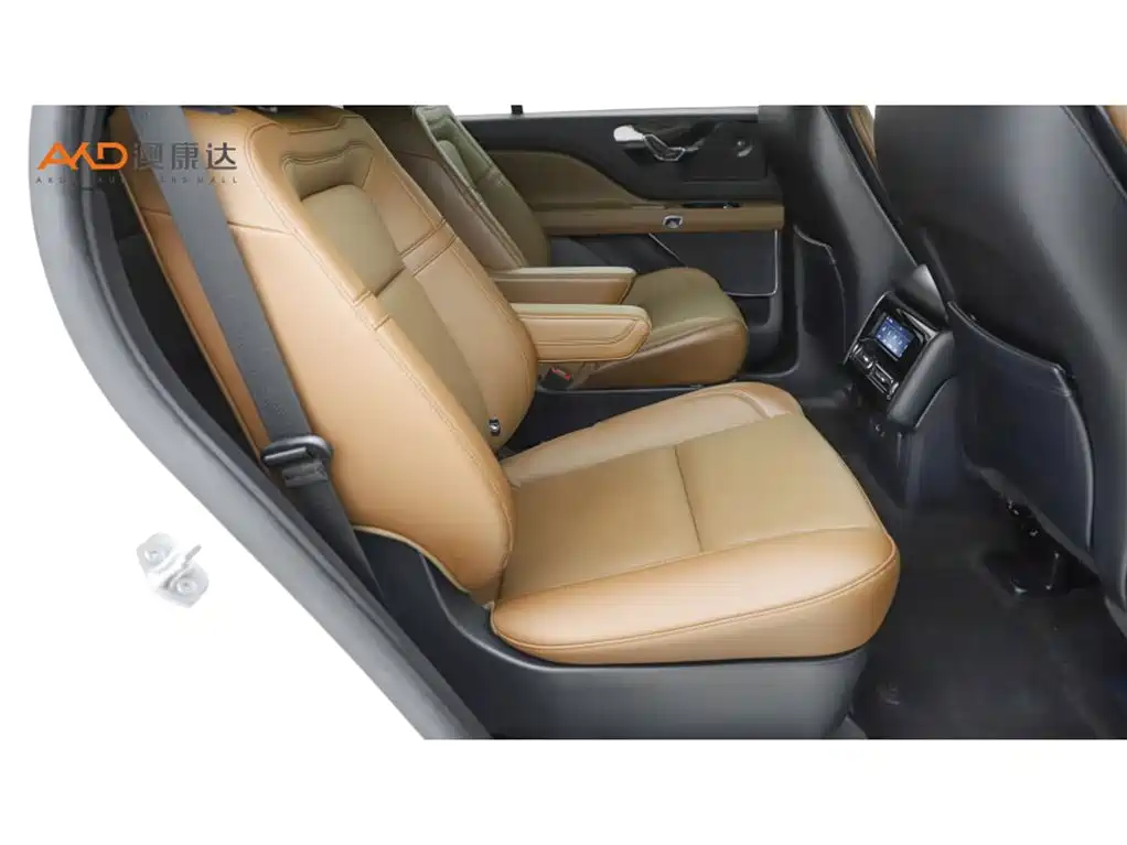 Aviator 飞行家/3.0 T/23款/V6四驱尊雅巡航版 六座