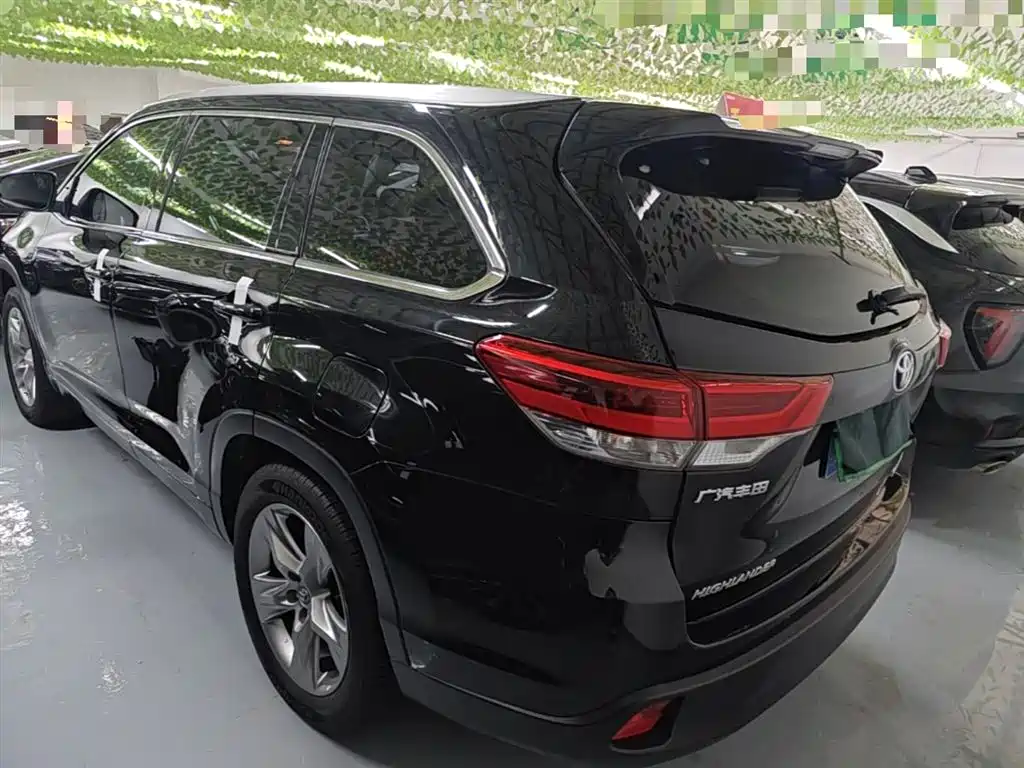 Highlander 2.0 T 4 WD Distinguished 7-seat CN-VI
