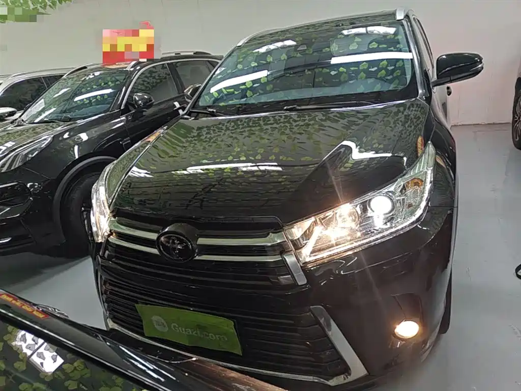 Highlander 2.0 T 4 WD Distinguished 7-seat CN-VI