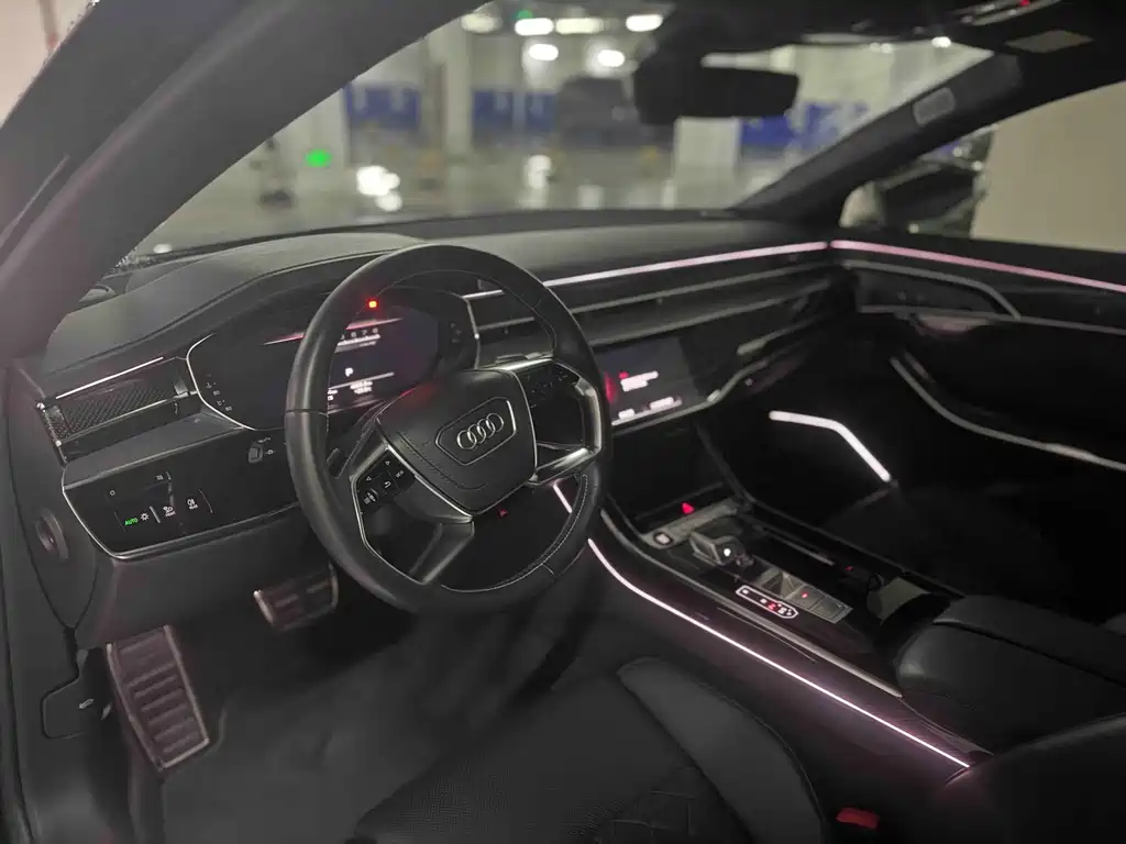 Audi S8 S8 L 4.0 TFSI quattro