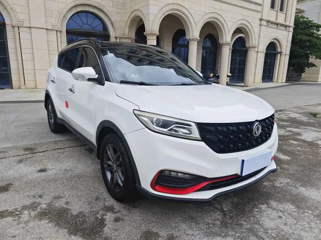 Fengguang 580 ☆ Star 1.5 T Auto Luxury