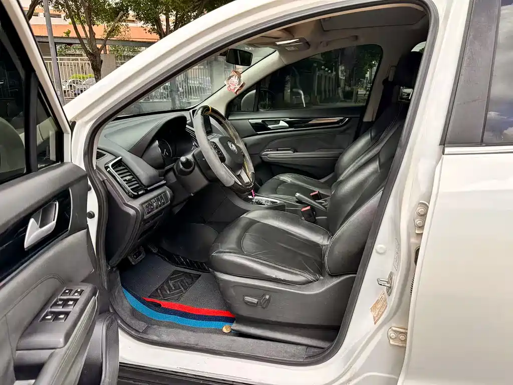 Dongfeng Fengshen AX5 1.4 T Auto Fun Enjoyment