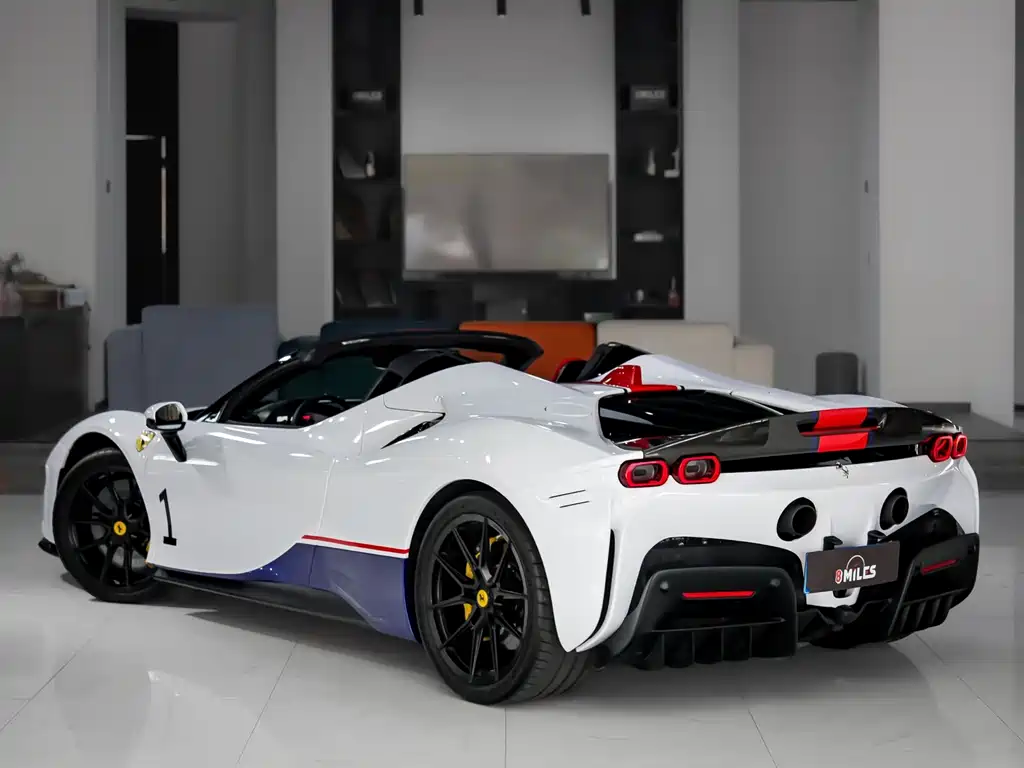 SF90 3.9 T V8 Spider