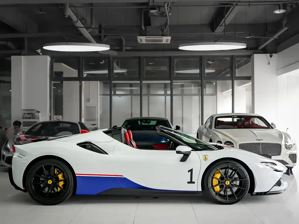 SF90 3.9 T V8 Spider