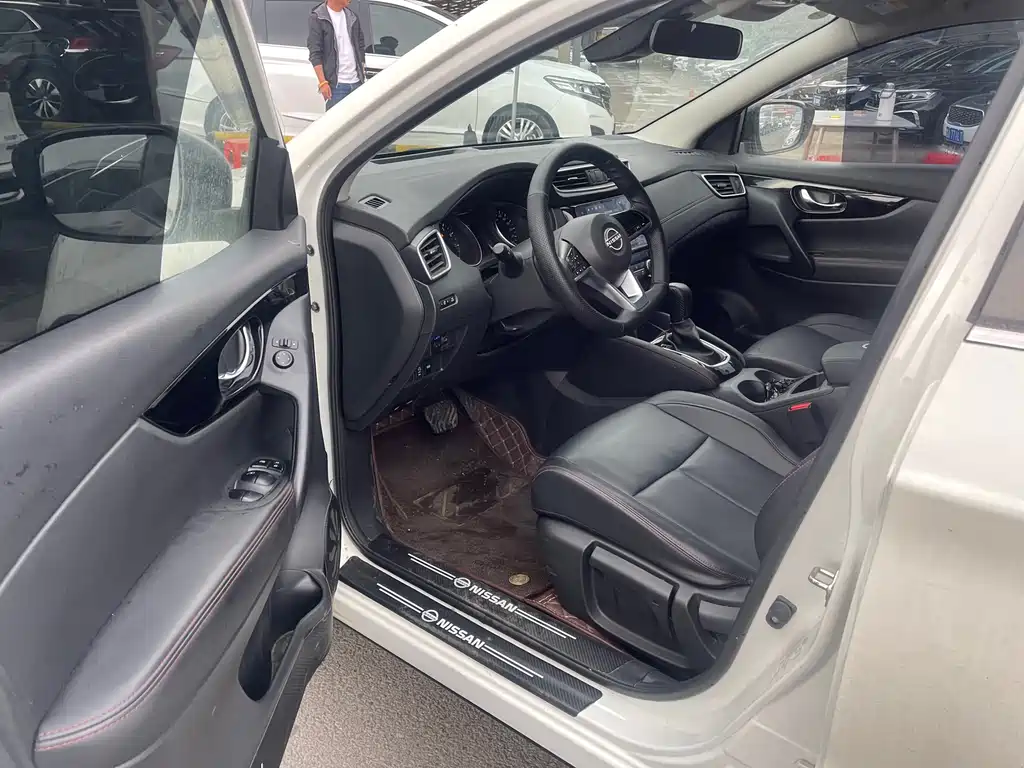 Qashqai Classic 2.0 L CVT XV Comfort