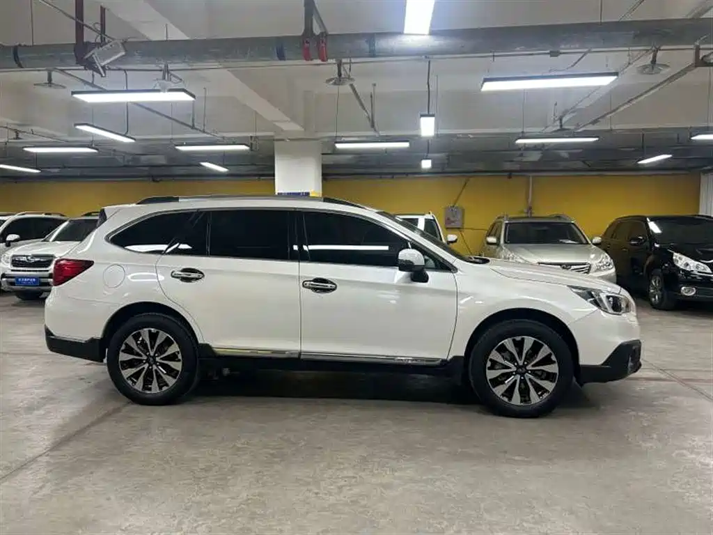 Outback 2.5 i Sport Navigation EyeSight
