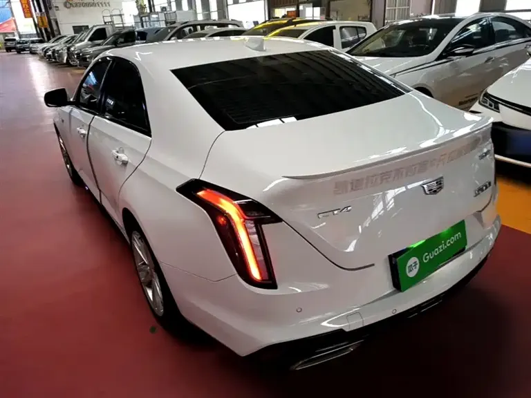 Cadillac CT4 28 T Style