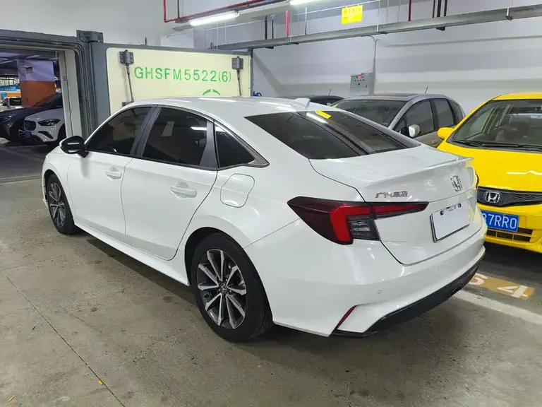 Honda Integra 240 TURBO CVT Luxury