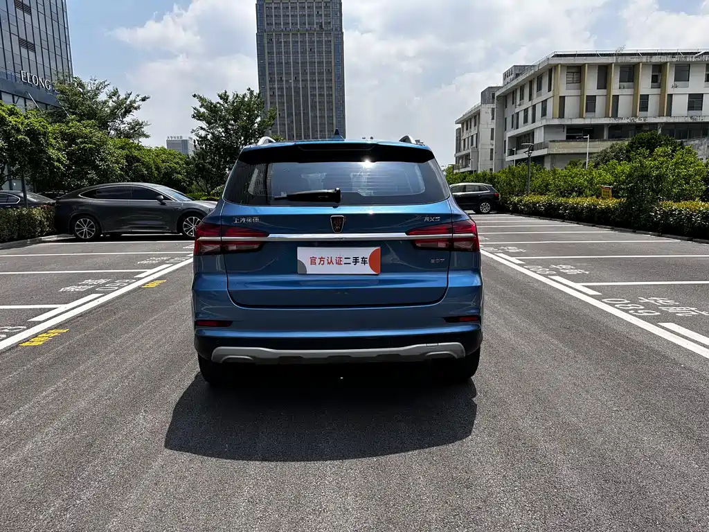 Roewe RX5 20 T 2 WD Auto Internet Smart Enjoyment