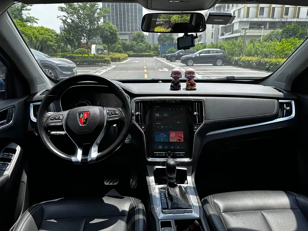 Roewe RX5 20 T 2 WD Auto Internet Smart Enjoyment