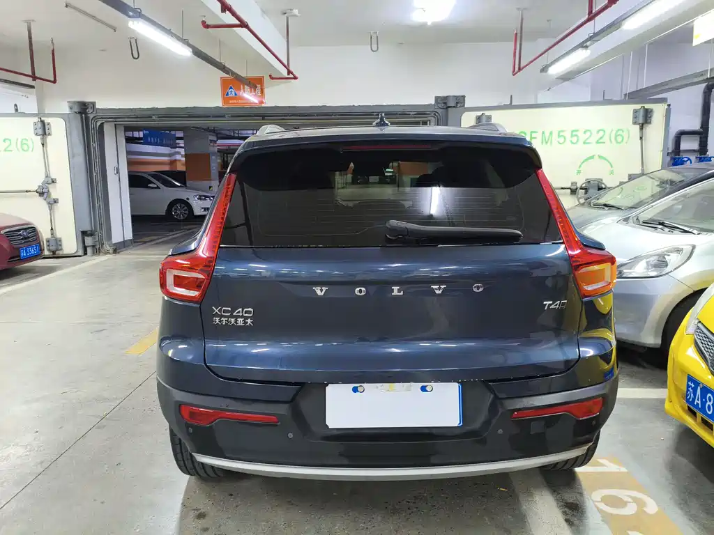 Volvo XC40 T4 4 WD Smart Travel Fashion