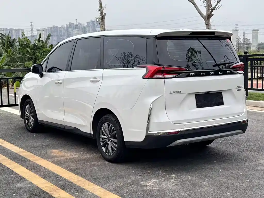 Maxus G50 大通G50 2024款 改款 PLUS 1.5 T 幸福推荐自动启航版
