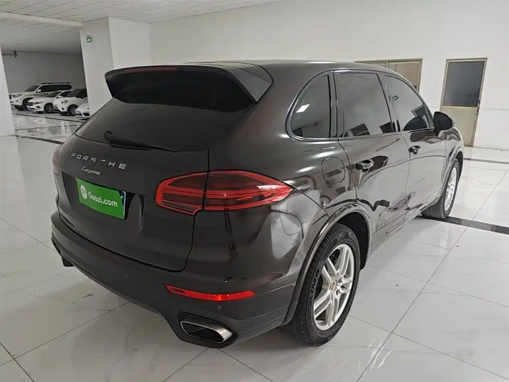 Cayenne Cayenne Platinum Edition 3.0 T