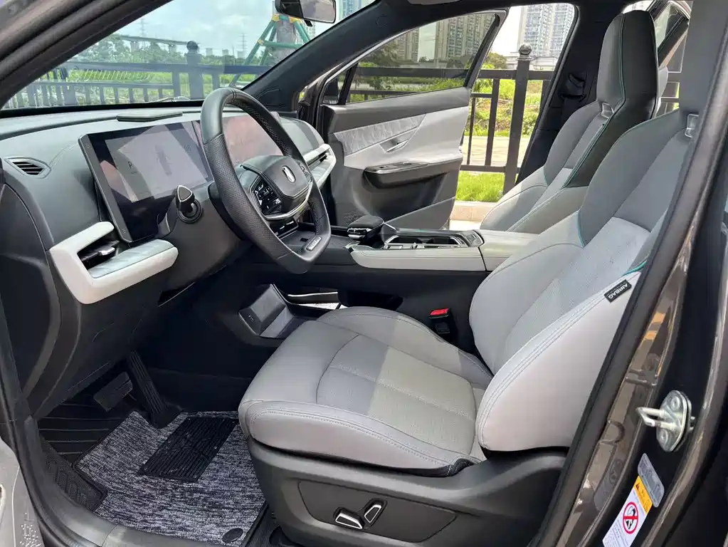 Changan UNI-T 2 nd Gen 1.5 T Distinguished