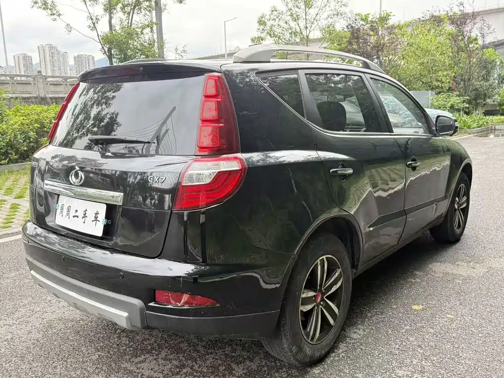 Geely GX7 2.0 L Auto Distinguished