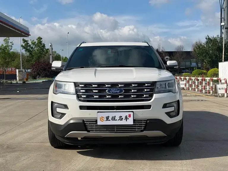 Ford Explorer (Import) 2.3 T Elite