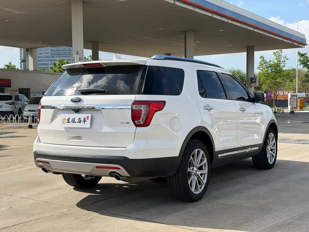 Explorer (Import) 2.3 T Elite