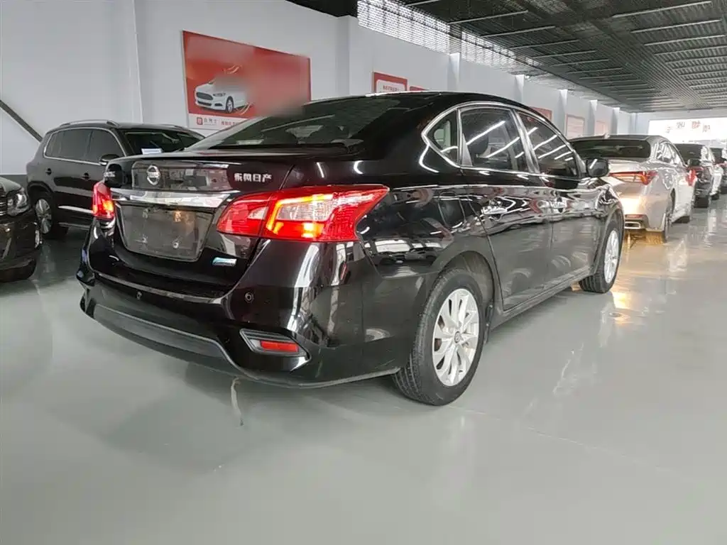 Sylphy 1.6 XV CVT Premium