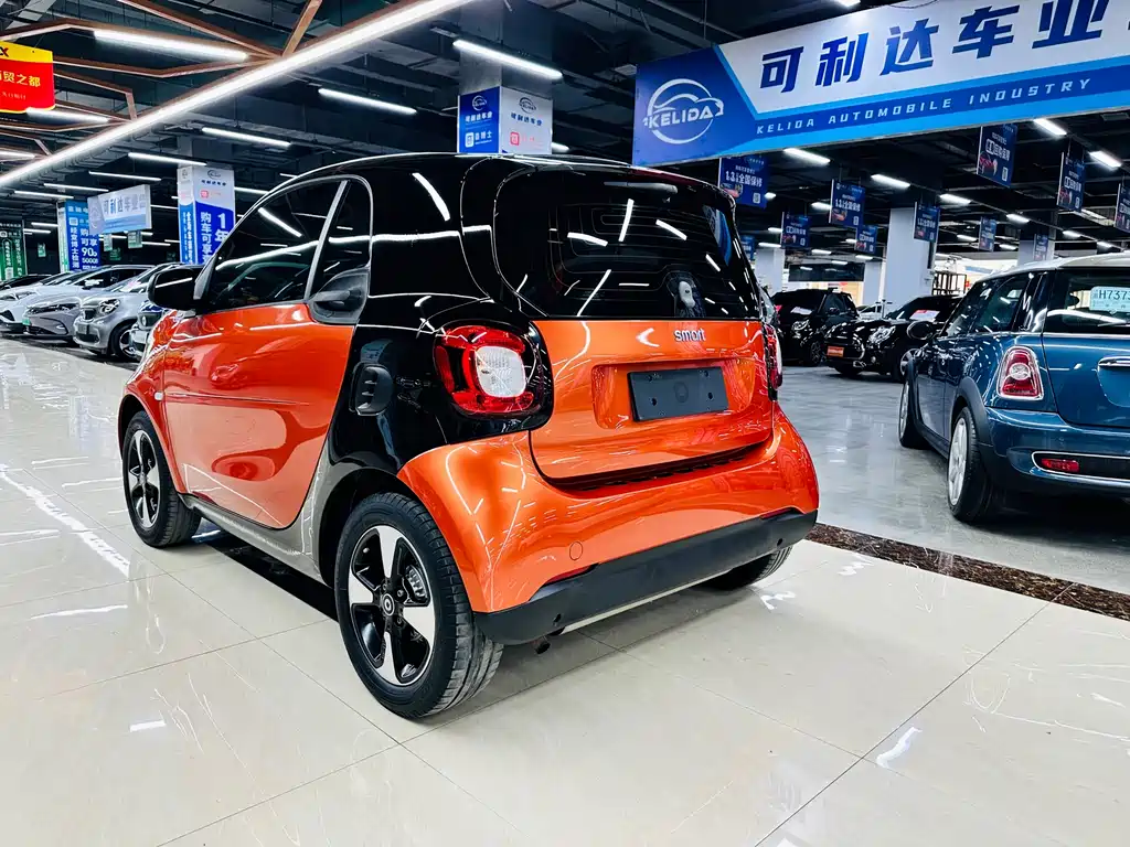smart fortwo 1.0 L 52 kW Hardtop Passion CN-V