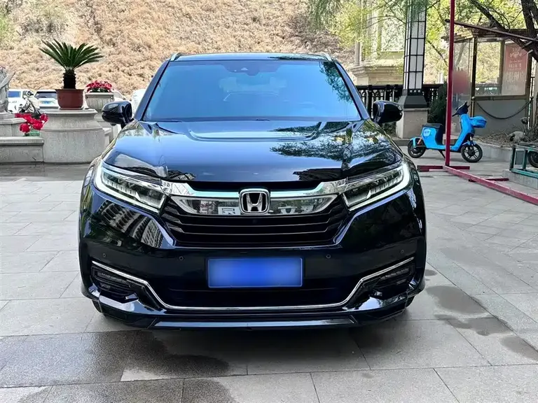 Honda Avancier 370 TURBO 4 WD Supreme