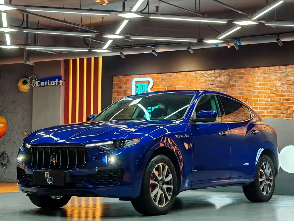 Levante 3.0 T Standard