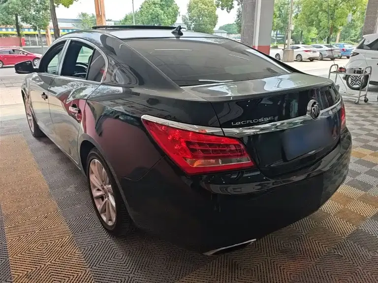 Buick LaCrosse 3.0 L SIDI V6 Smart Enjoyment Flagship