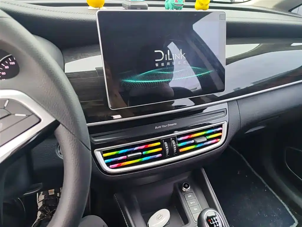 Song MAX 宋MAX 2019款 1.5 T 手动智联睿逸天窗型 6座 国VI