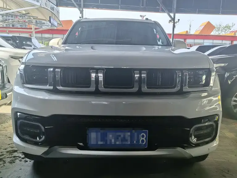 Baic Beijing Offroad BJ60 2.0 T 11 th 5-seat