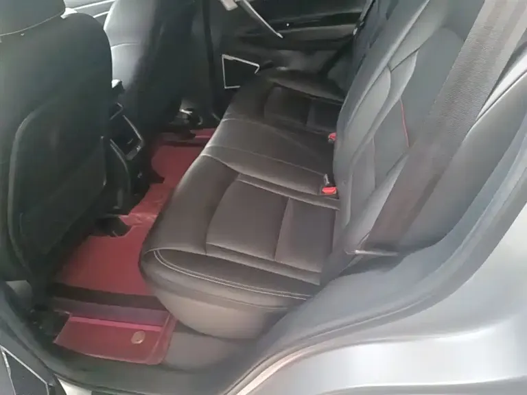 Geely Boyue 1.8 TD DCT 2 WD Connected 4 G Connected