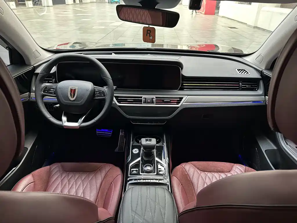Hongqi HS5 2.0 T Connected Flagship Enjoyment 4 WD