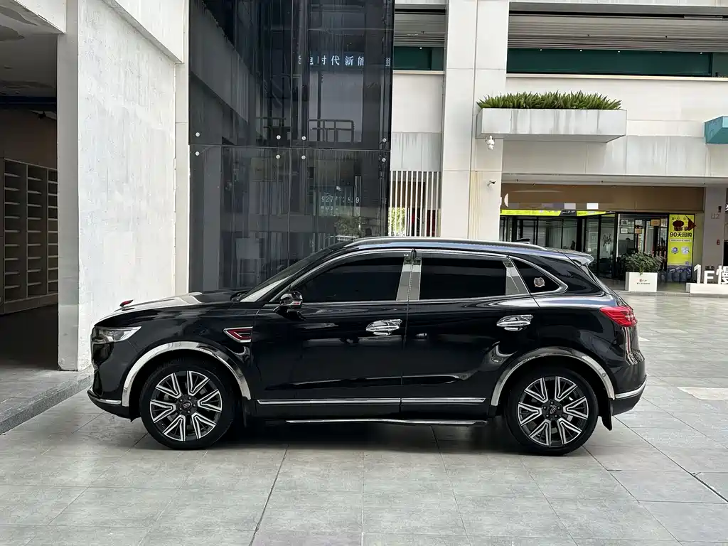 Hongqi HS5 2.0 T Connected Flagship Enjoyment 4 WD