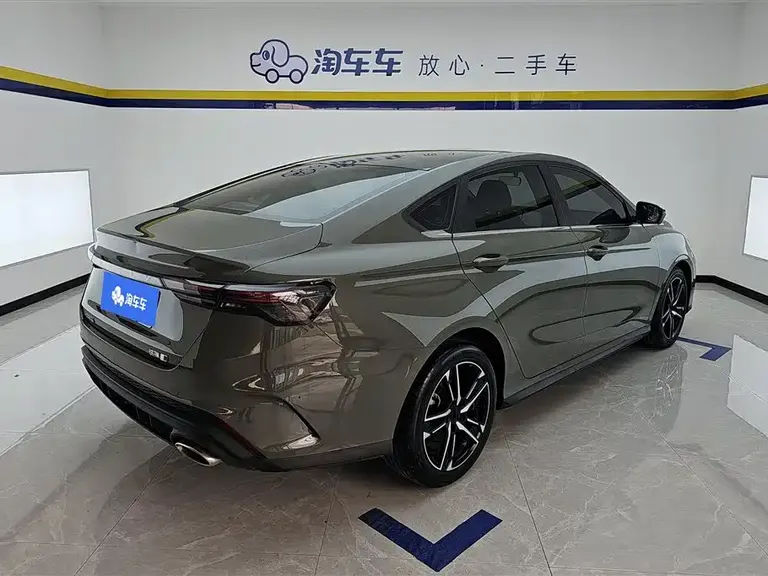 Geely Binrui Binrui COOL 1.5 T DCT Lightning