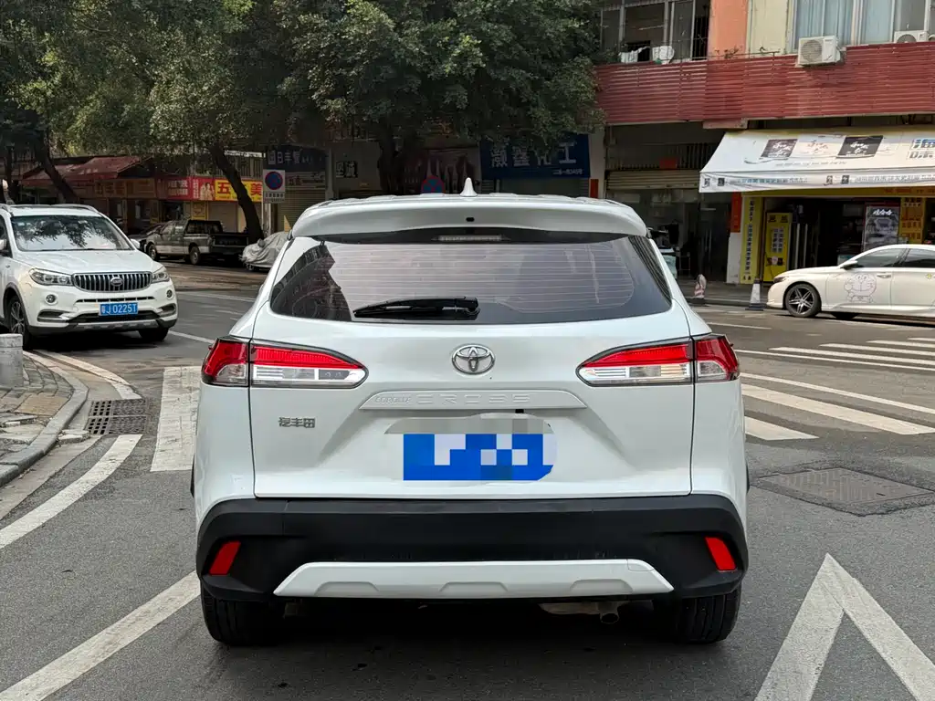 Corolla Cross 2.0 L Pioneer
