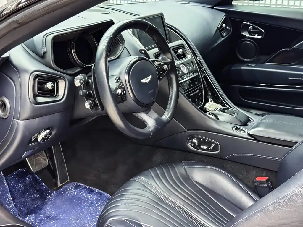 Aston Martin DB11 5.2 T First Edition