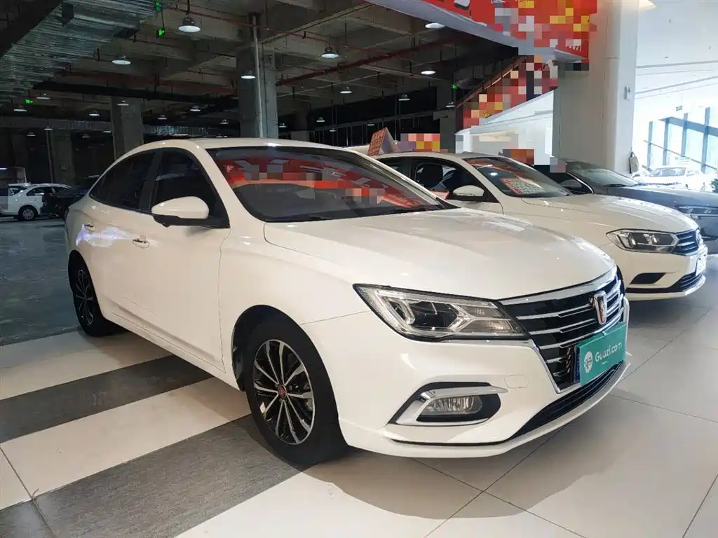 Roewe i5 1.5 L Auto 4 G Connected Leading Luxury Flagship