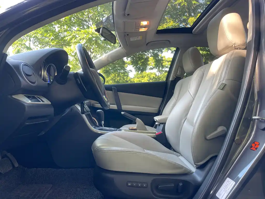 Mazda6 Ruiyi 睿翼 2009款 2.5 L 自动尊贵版