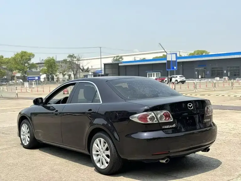 Mazda 6 2.0 L Auto Fashion