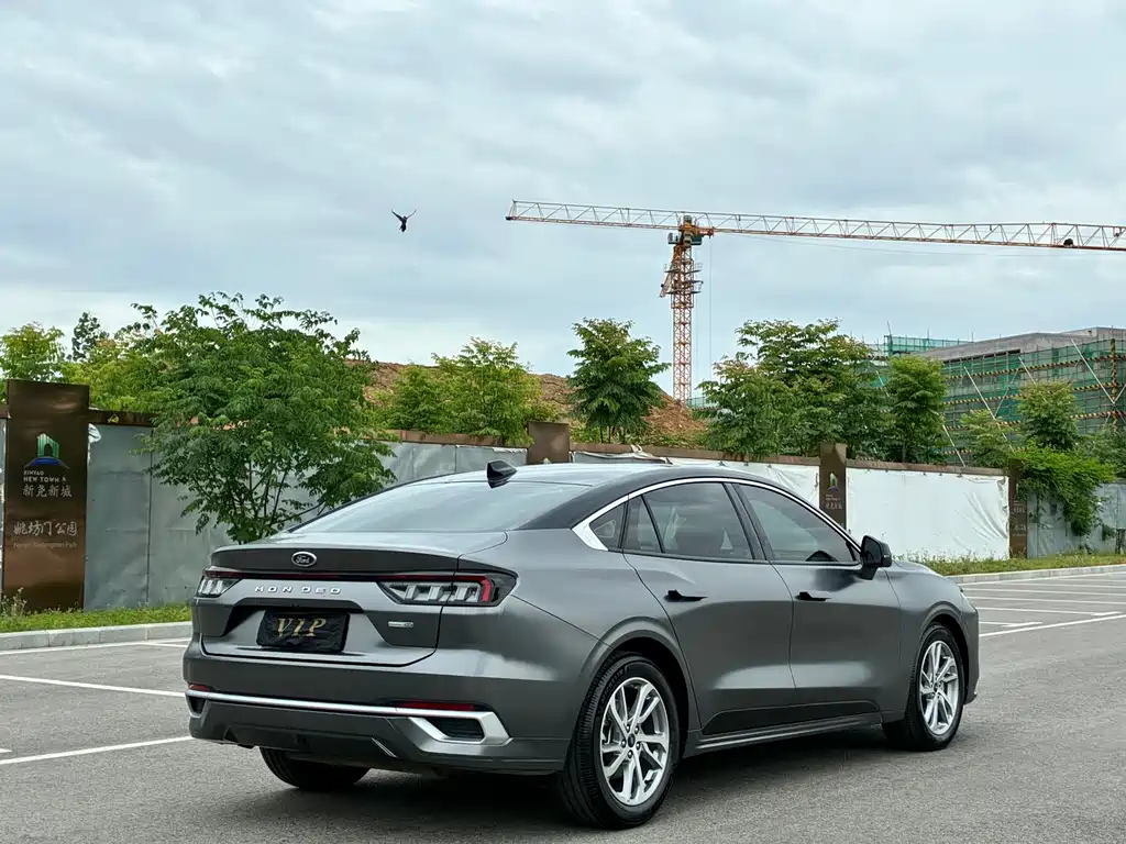 Mondeo Facelift EcoBoost 245 Luxury