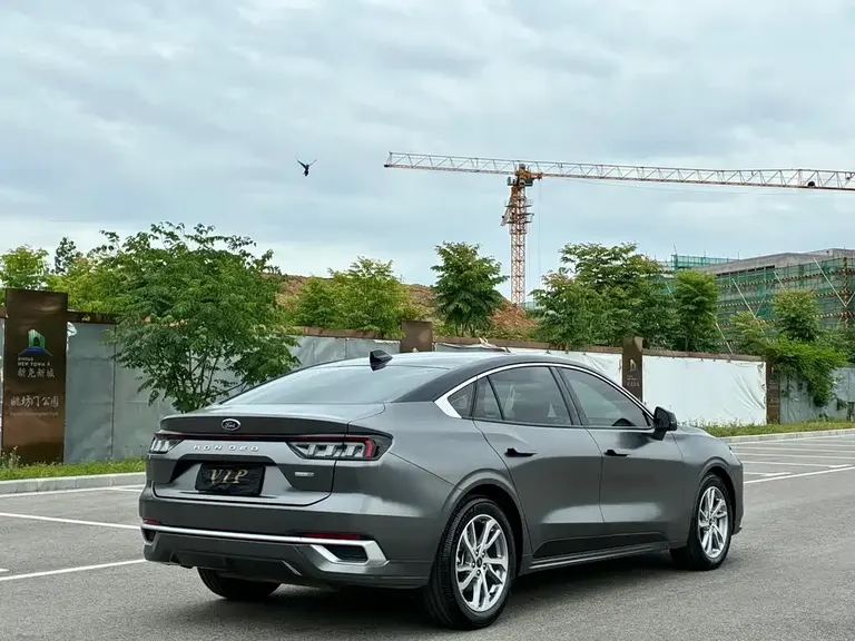 Ford Mondeo Facelift EcoBoost 245 Luxury