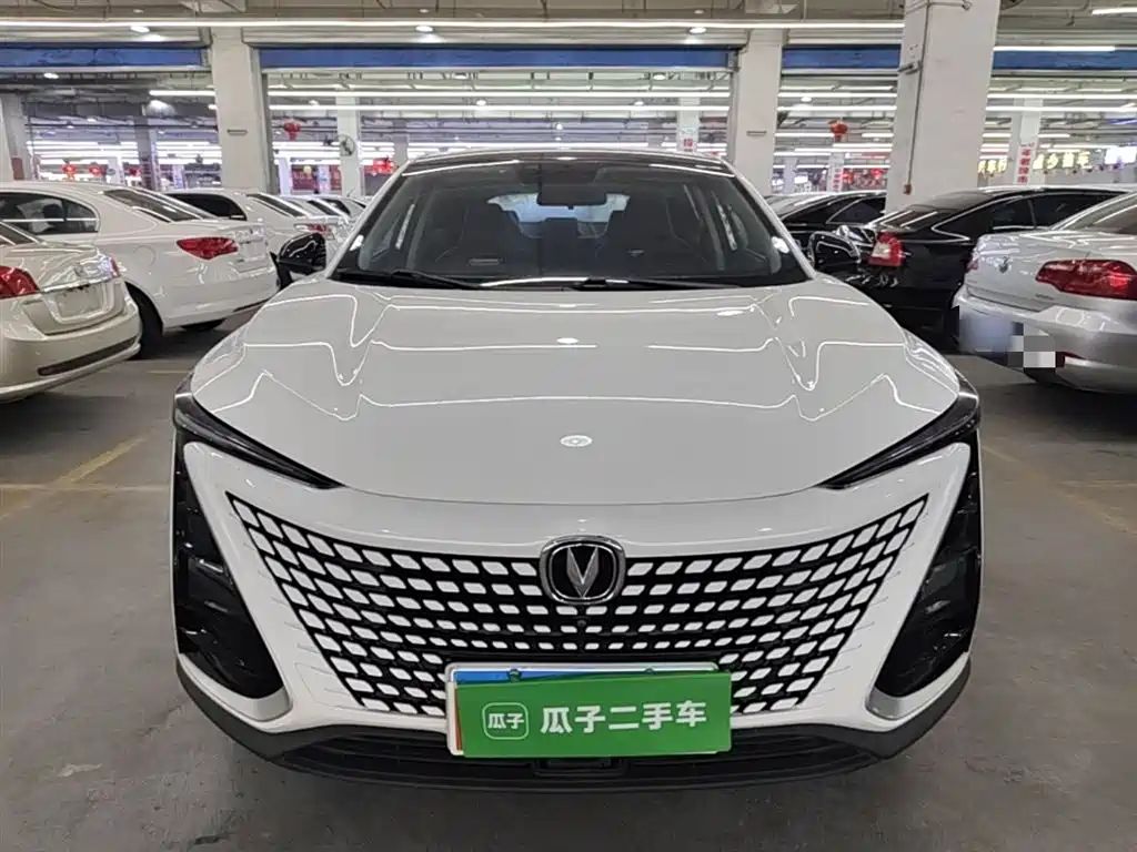 Changan UNI-T 1.5 T Distinguished