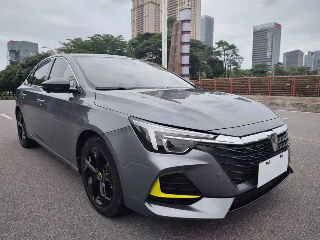Roewe i6 MAX 荣威i6 MAX 2020款 300 TGI 自动爽酷智驾版