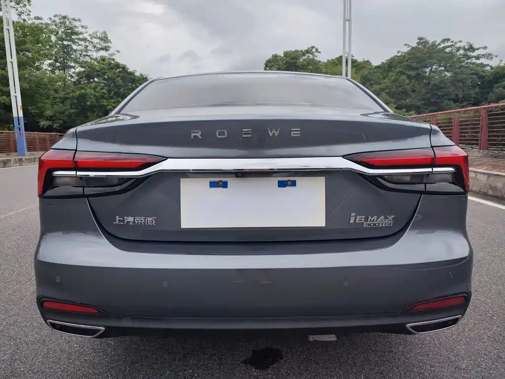 Roewe i6 MAX 荣威i6 MAX 2020款 300 TGI 自动爽酷智驾版