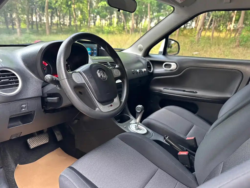 MG 3 1.3 L AMT Comfort