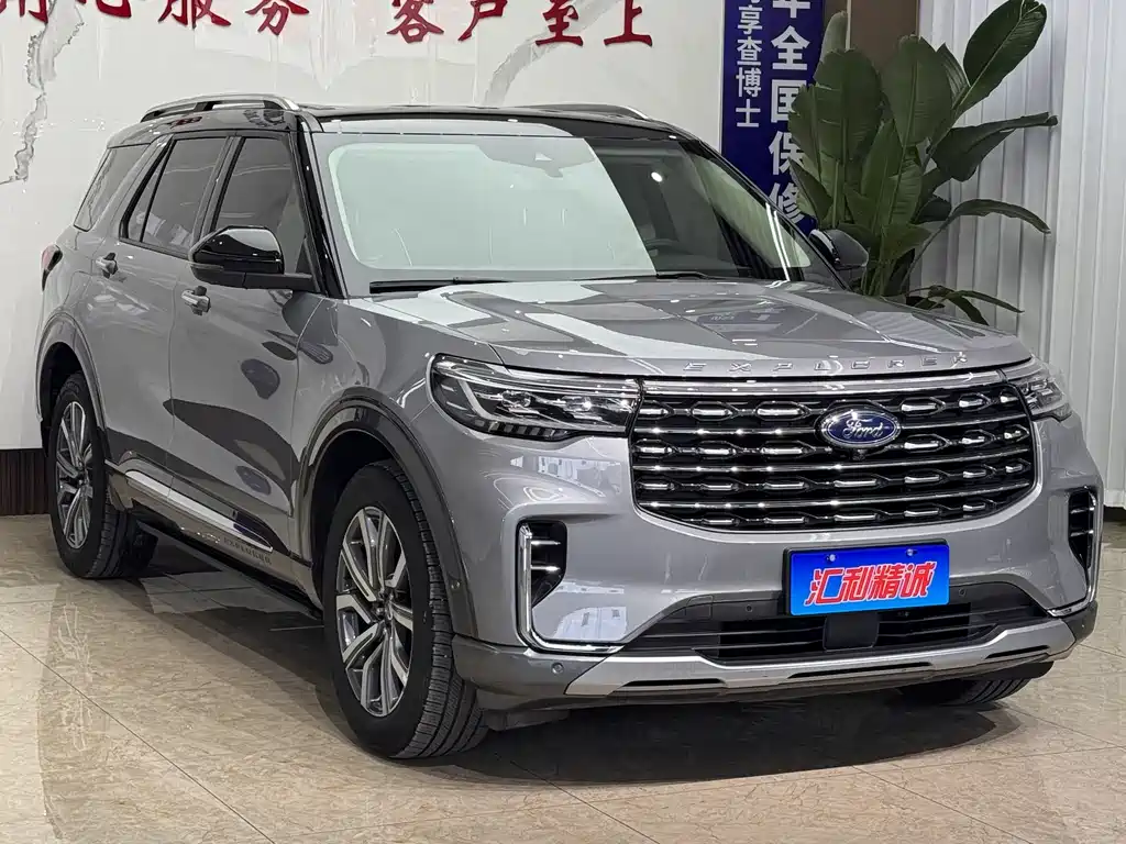 Explorer EcoBoost 285 4 WD Titanium 6-seat