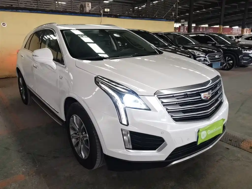Cadillac XT5 Anniversary Celebration 25 T Luxury