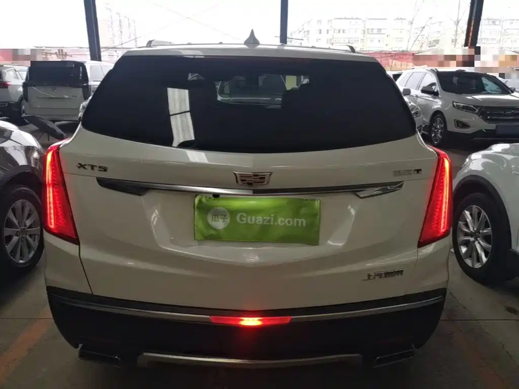 Cadillac XT5 Anniversary Celebration 25 T Luxury