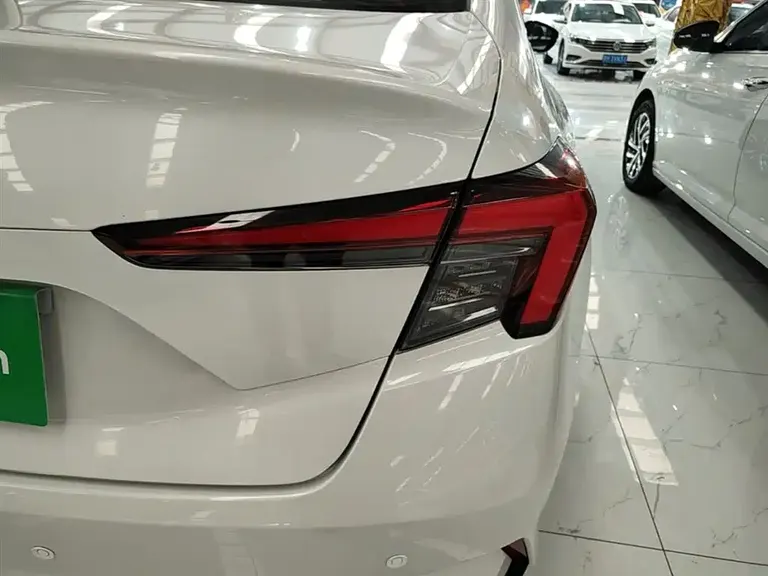 Honda Integra 240 TURBO CVT Tech